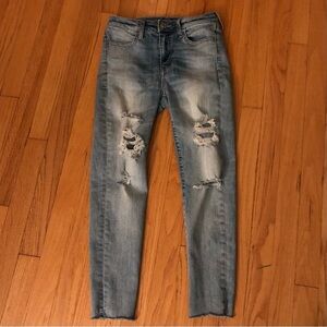 American Eagle high rise jegging size 2. Super stretch fabric.